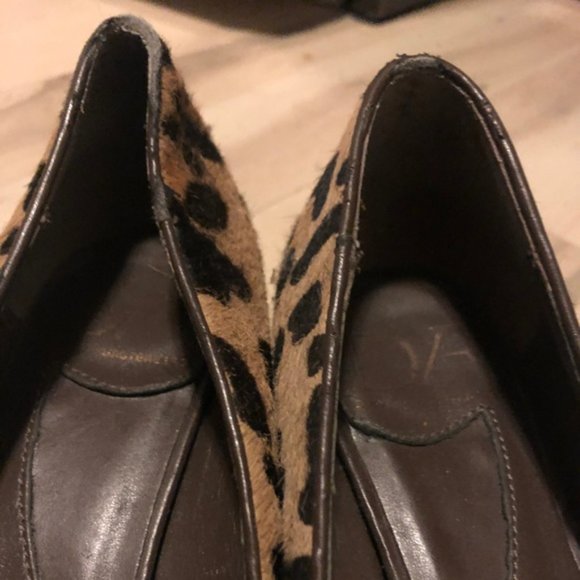 DVF Leopard Print Calf Hair Kitten Heels - Picture 5 of 7
